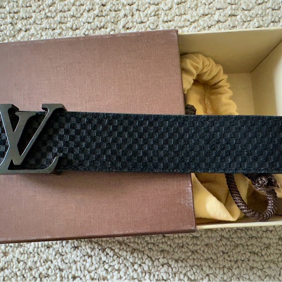 Louis Vuitton Black Suede LV Initials Belt - Picture 2 of 6